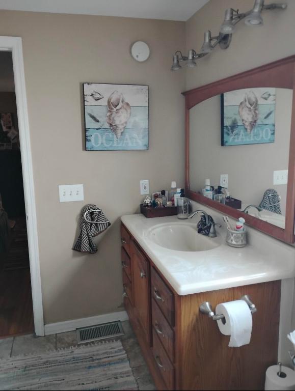 RESUBDIVISION OF 9/10-37-41 - Residential