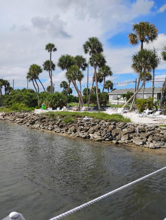 RESUBDIVISION OF 9/10-37-41 - Residential