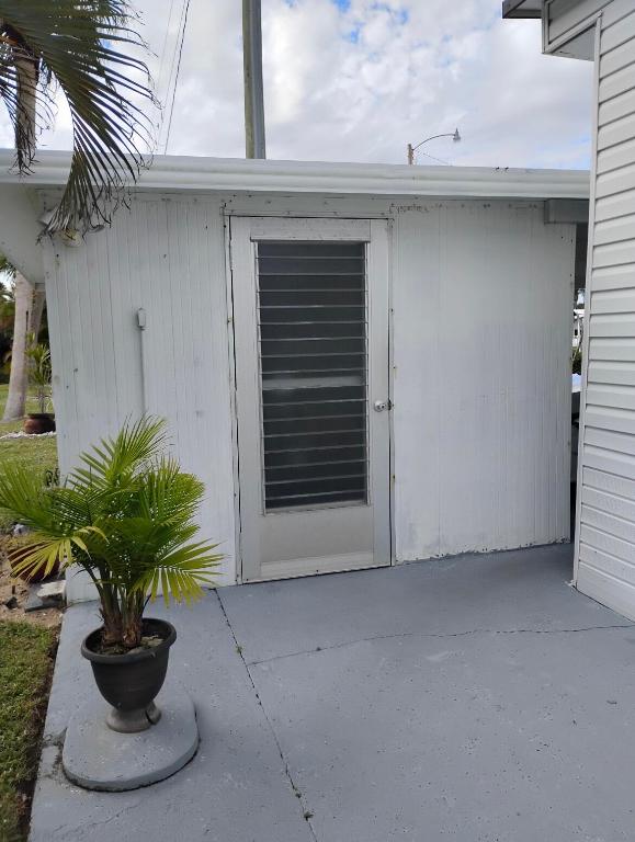 RESUBDIVISION OF 9/10-37-41 - Residential