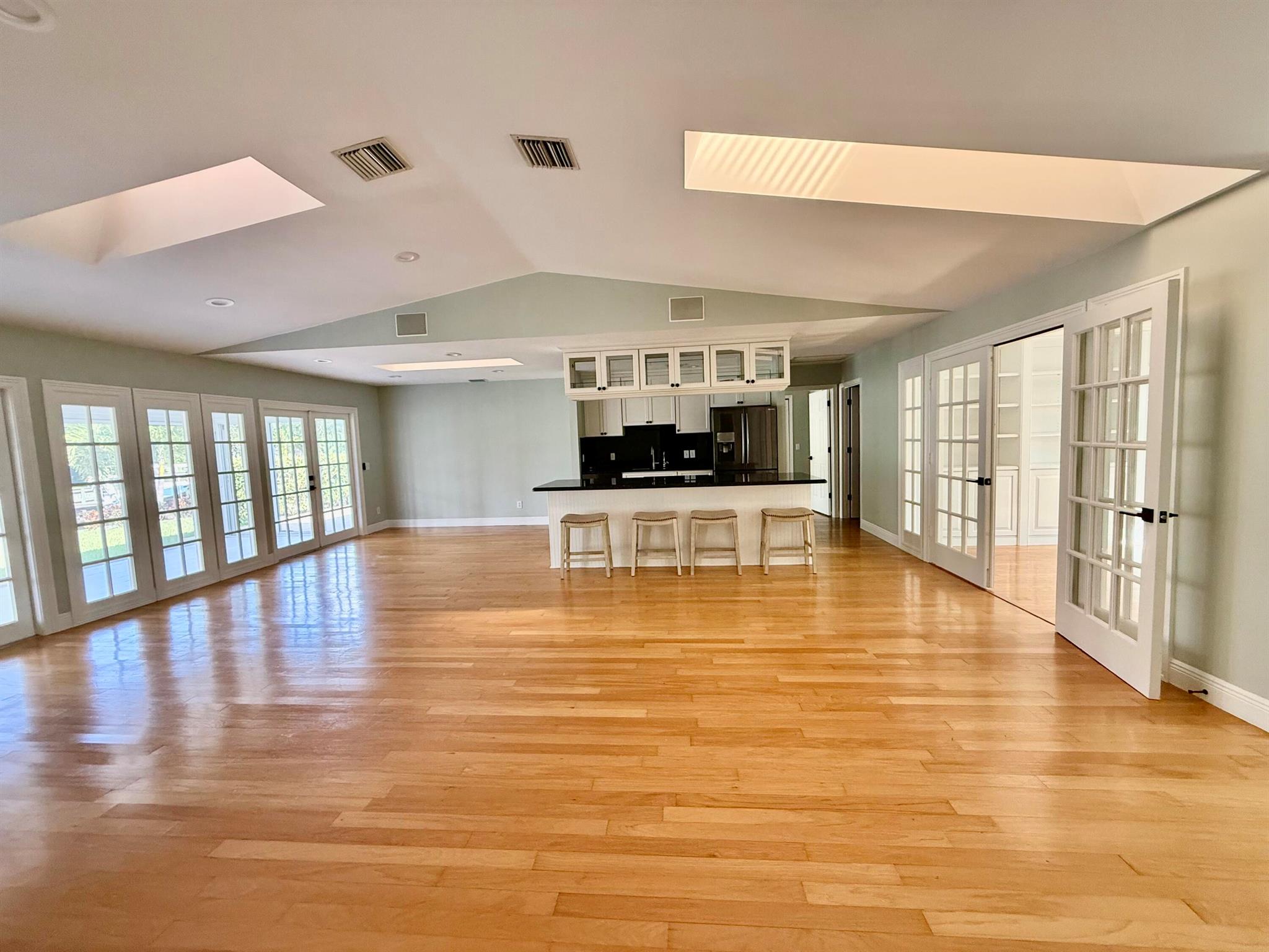 FOX RUN - Residential Lease