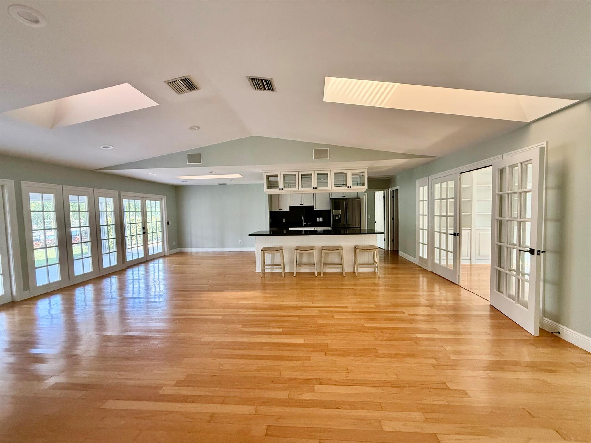 FOX RUN - Residential Lease