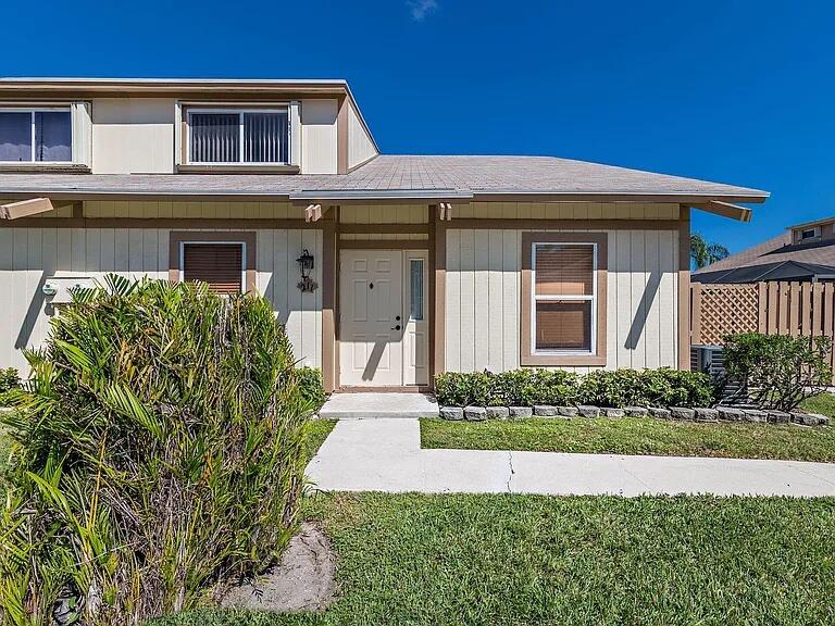 MAPLECREST - Residential