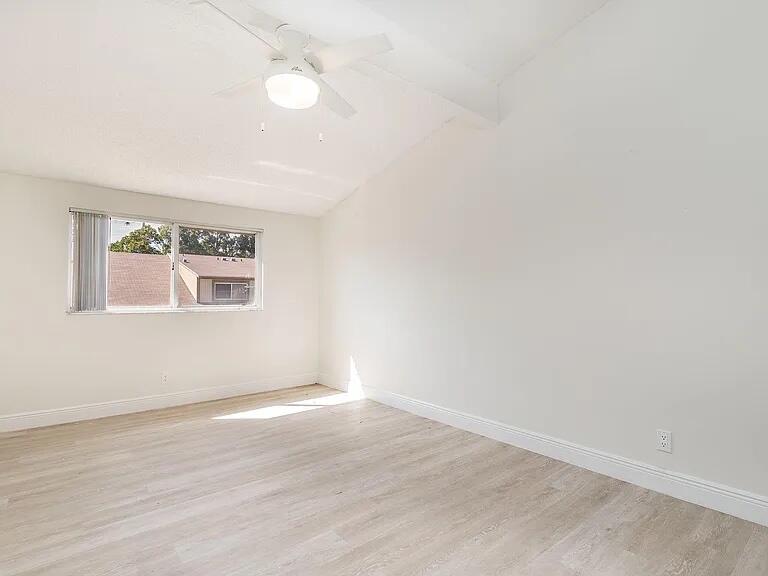 MAPLECREST - Residential