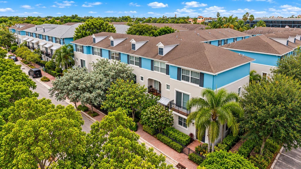 Photo of 23 NW 4TH Avenue, Delray Beach, FL 33444 (MLS # B26080367)