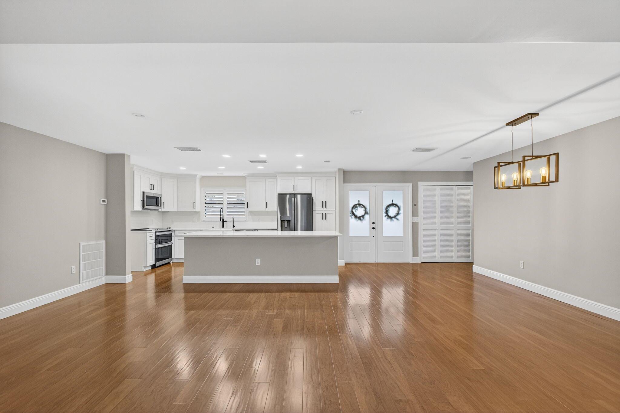 View photos, virtual tours, details... 4368 Fuschia Circle N