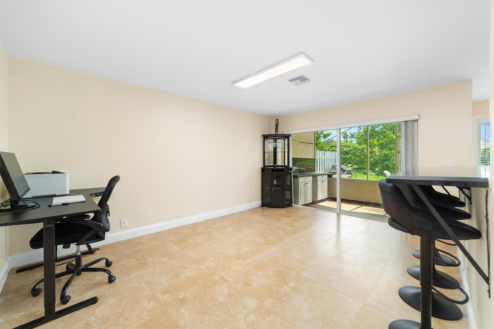 HOLIDAY SPRINGS EAST - Residential