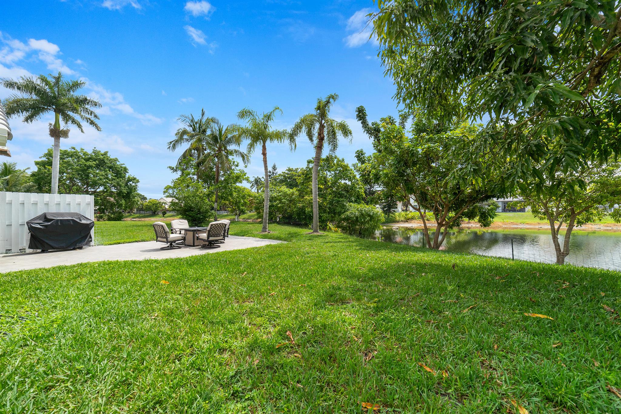HOLIDAY SPRINGS EAST - Residential