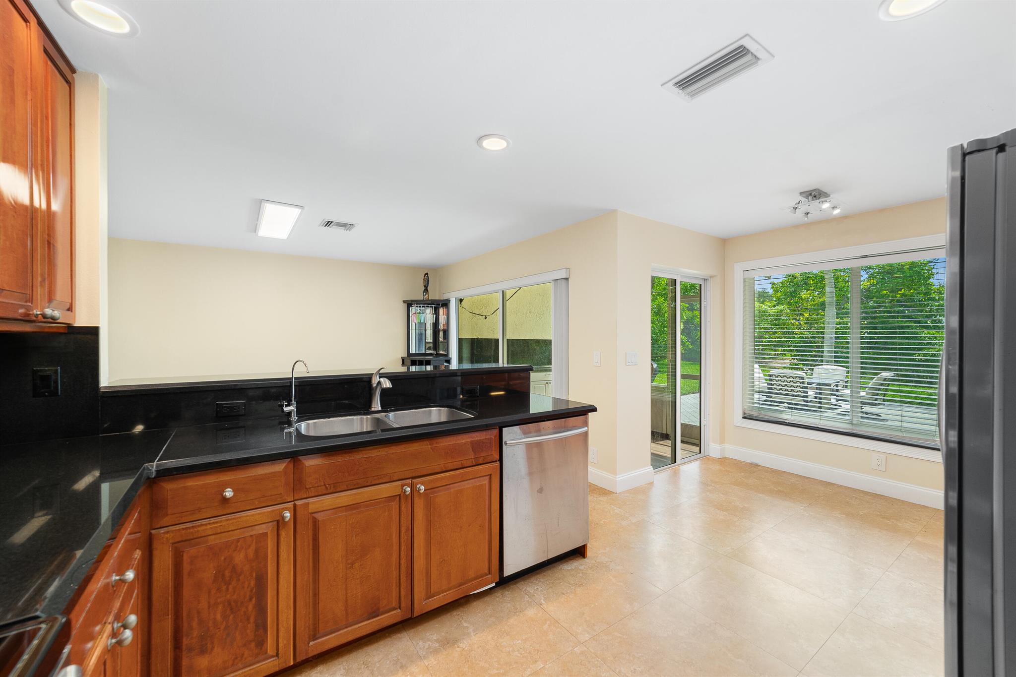 HOLIDAY SPRINGS EAST - Residential