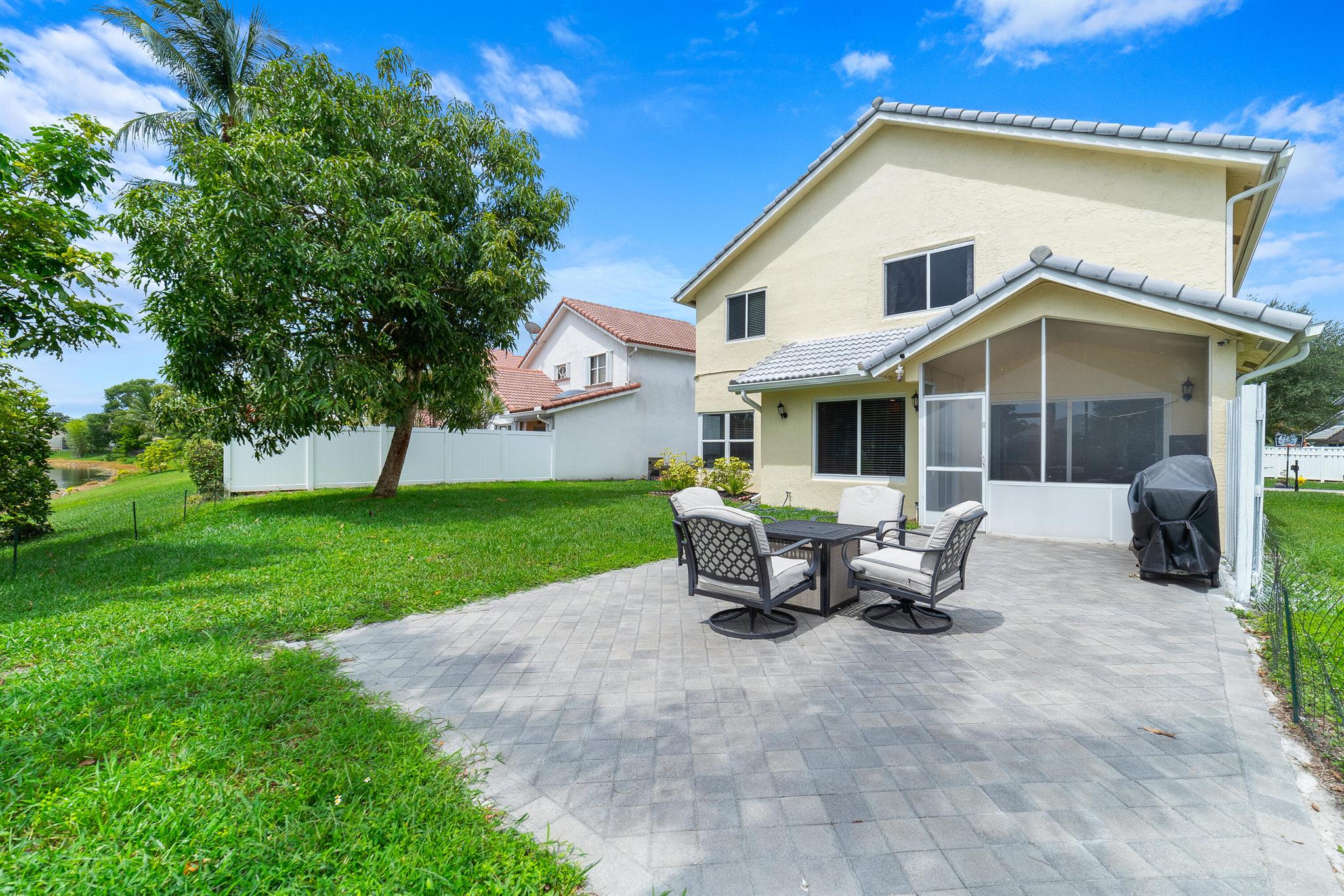 HOLIDAY SPRINGS EAST - Residential
