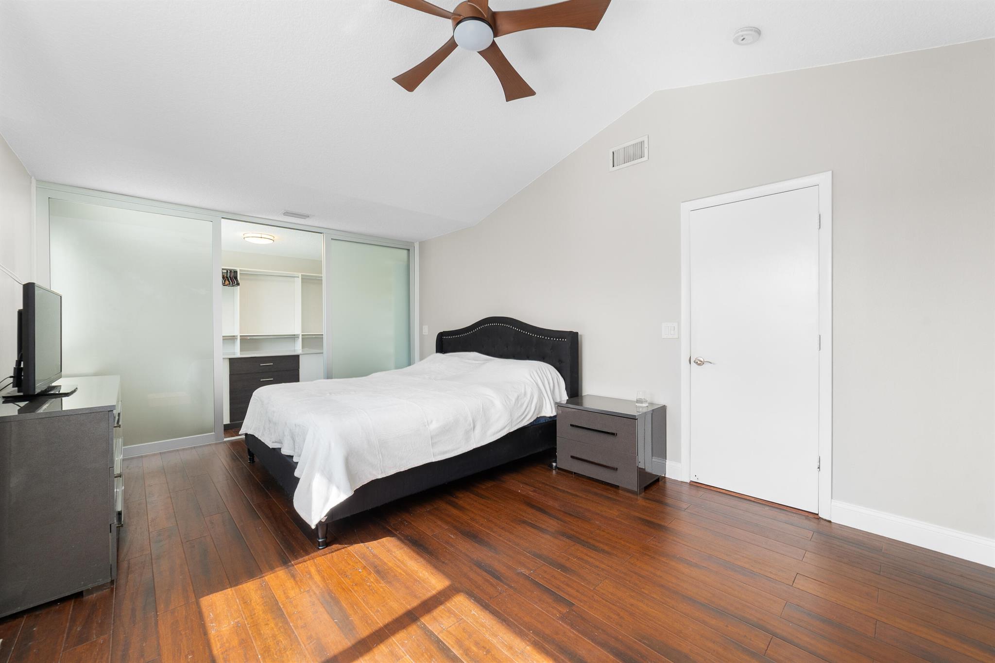 HOLIDAY SPRINGS EAST - Residential
