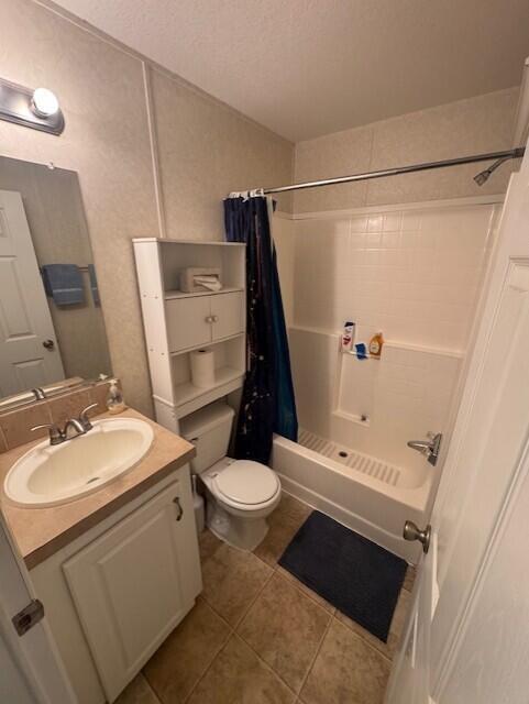 EVERGLADES LAKES - Residential