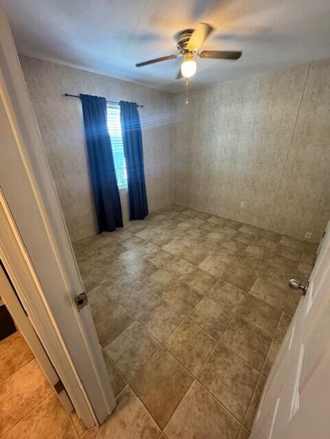 EVERGLADES LAKES - Residential