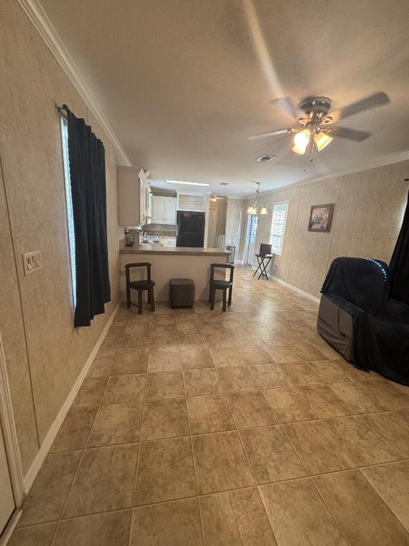 EVERGLADES LAKES - Residential