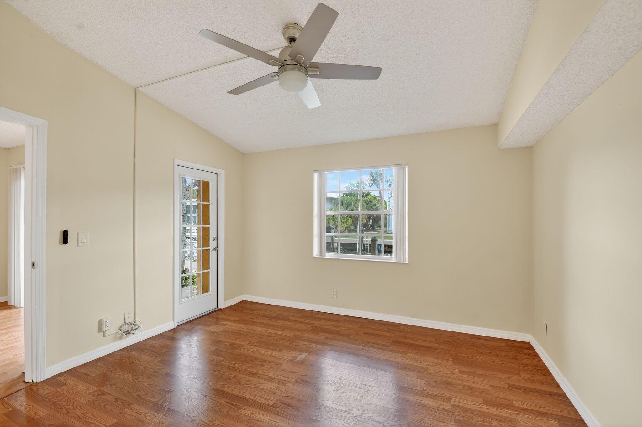 Bay Reach Condo - Residential Lease