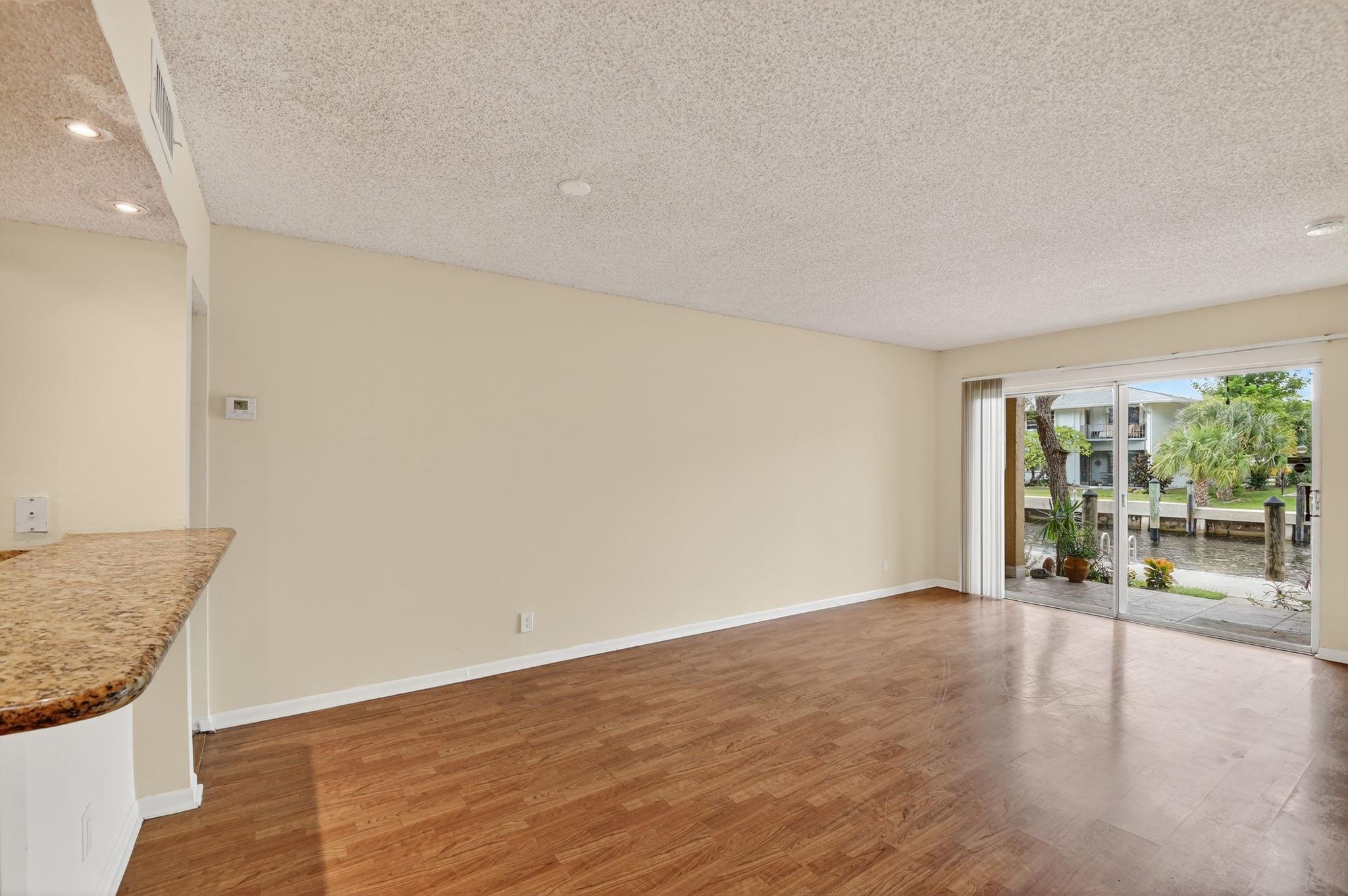 Bay Reach Condo - Residential Lease