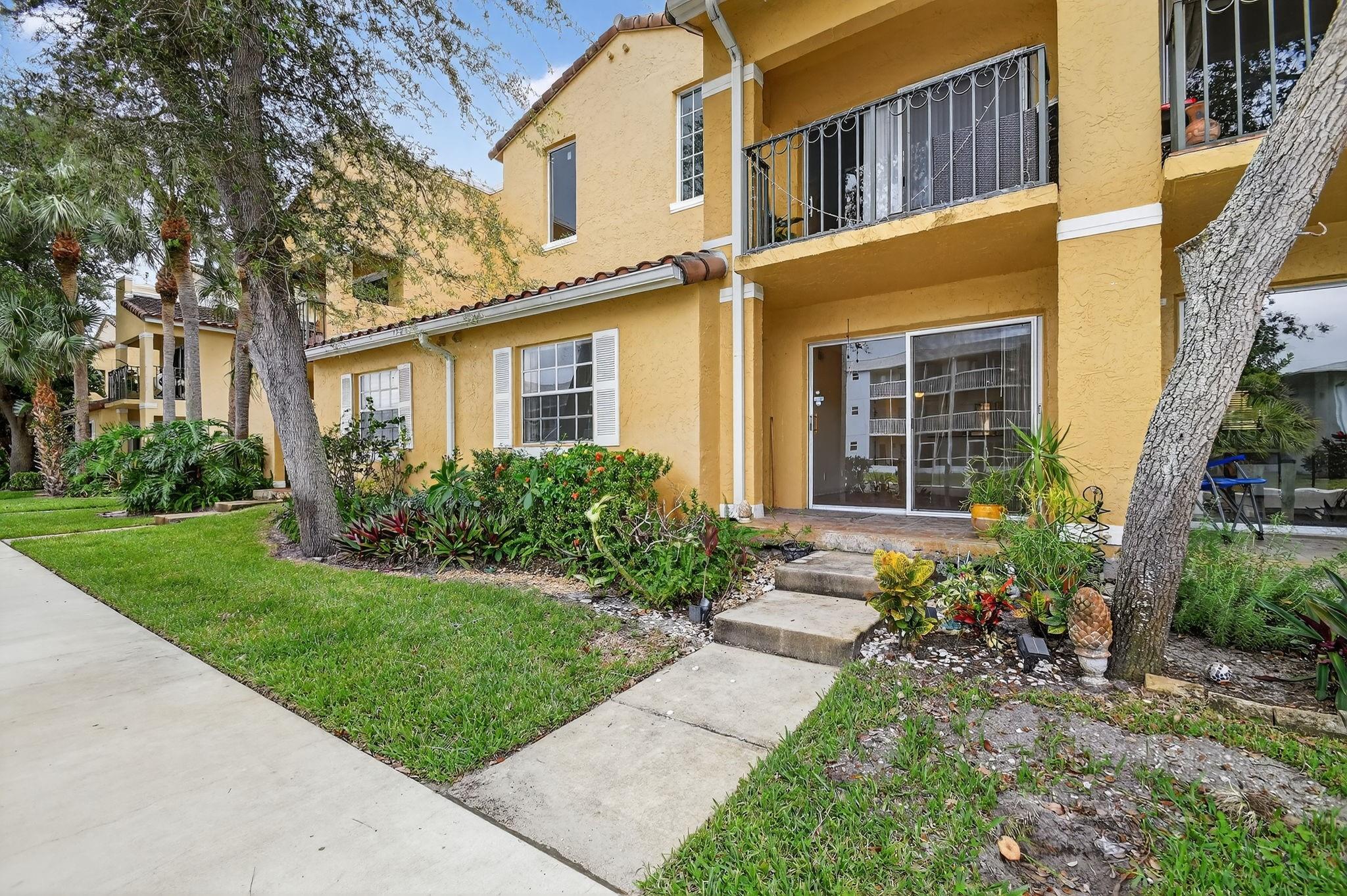 Bay Reach Condo - Residential Lease