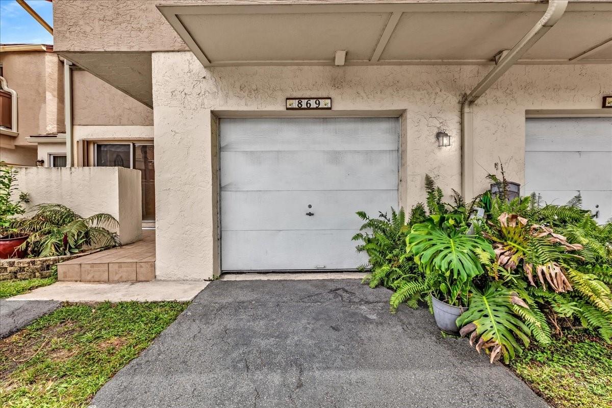 869 NW 81st Ter 2