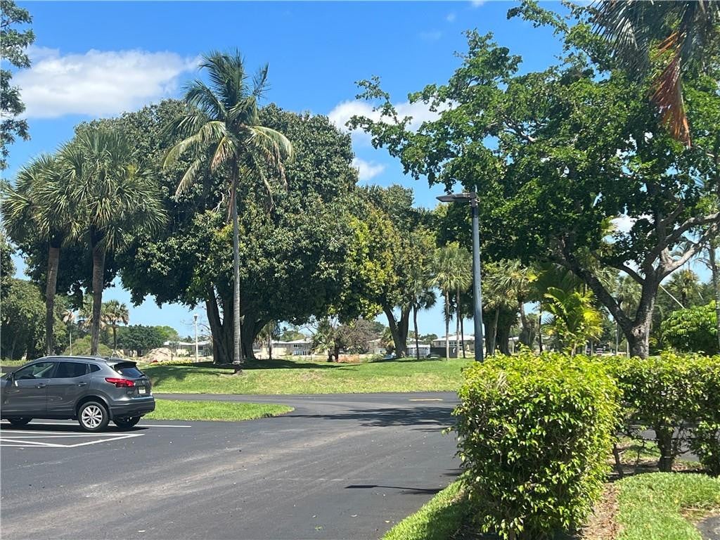 Photo of 13696 VÃ­a Flora #E, Delray Beach, FL 33484 (MLS # B26076734)