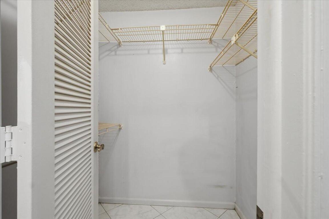 PINE RIDGE - Residential