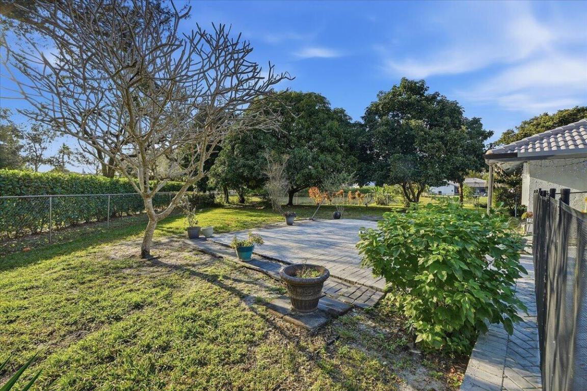 PINE RIDGE - Residential