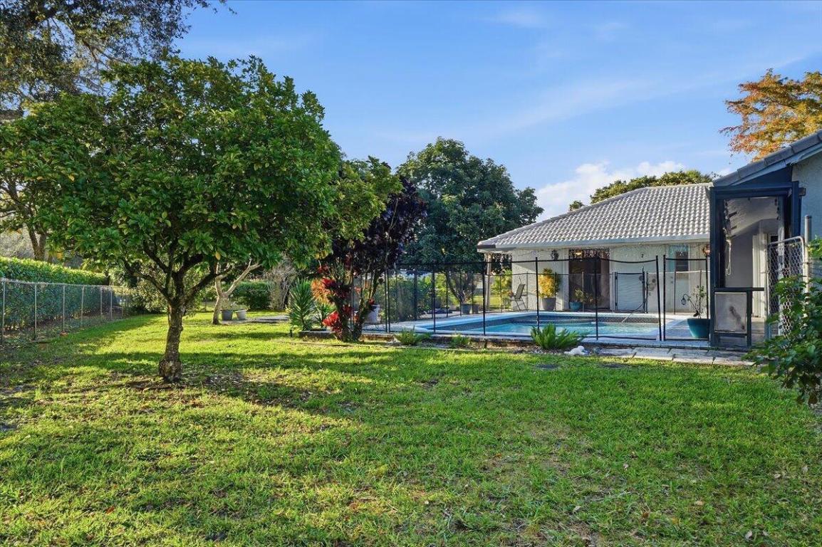 PINE RIDGE - Residential