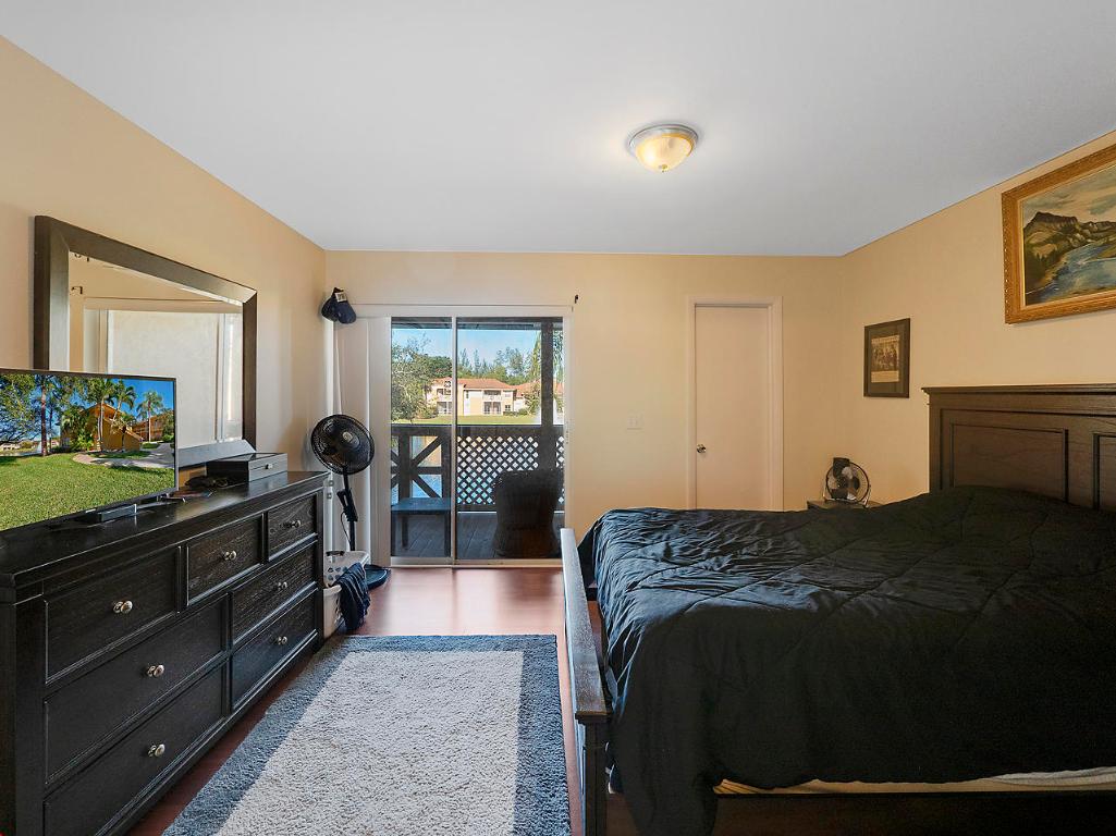 PALM LAKE CONDO - Residential