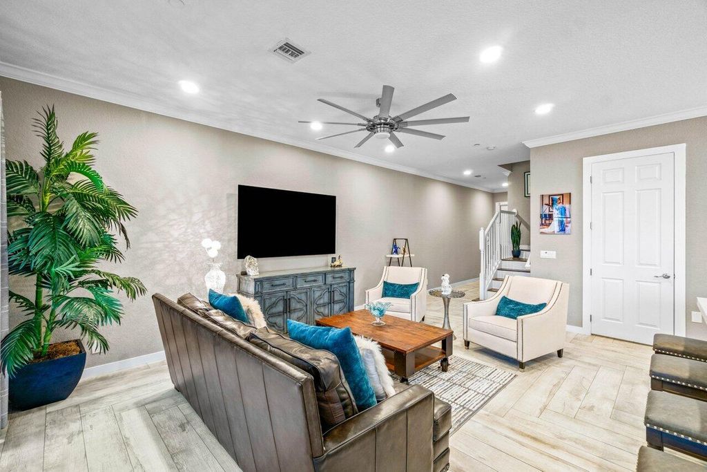 Photo of 128 Lancaster Road, Boynton Beach, FL 33426 (MLS # R10978698)