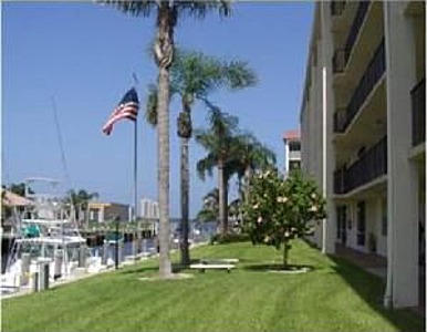 PARADISE VILLAS CONDO - Residential Lease