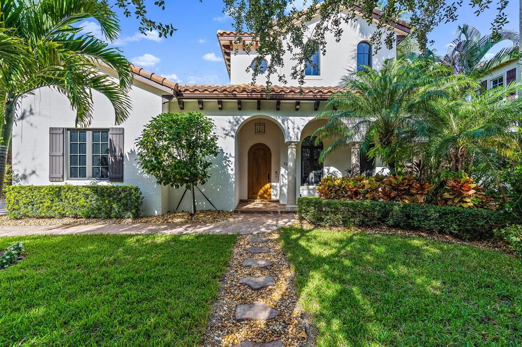 Photo of 114 Segovia Way, Jupiter, FL 33458 (MLS # R10744642)