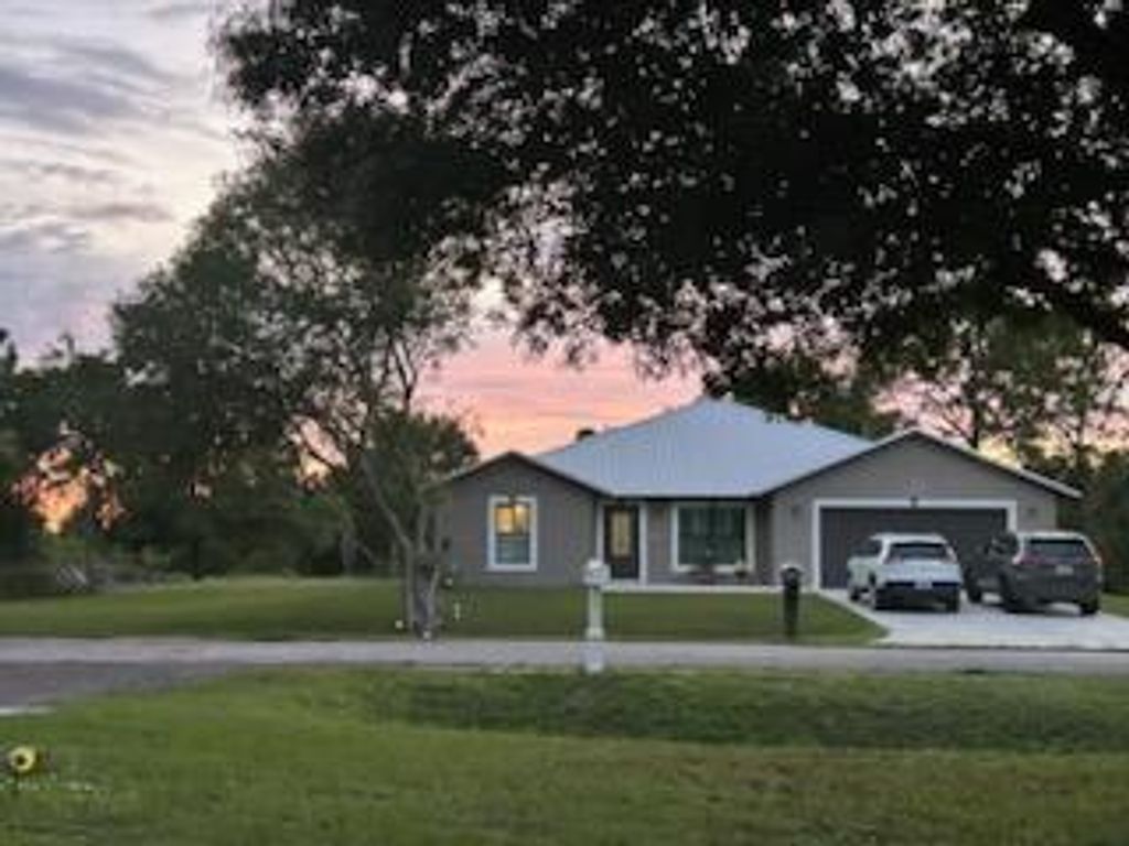 Photo of 3225 NW 26 Avenue, Okeechobee, FL 34972 (MLS # R11147705)