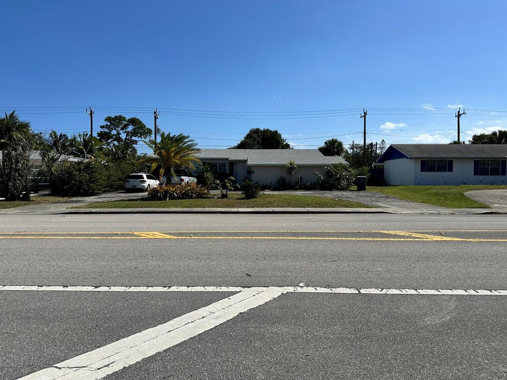 Photo of 640 Park Avenue, Lake Park, FL 33403 (MLS # R10973476)