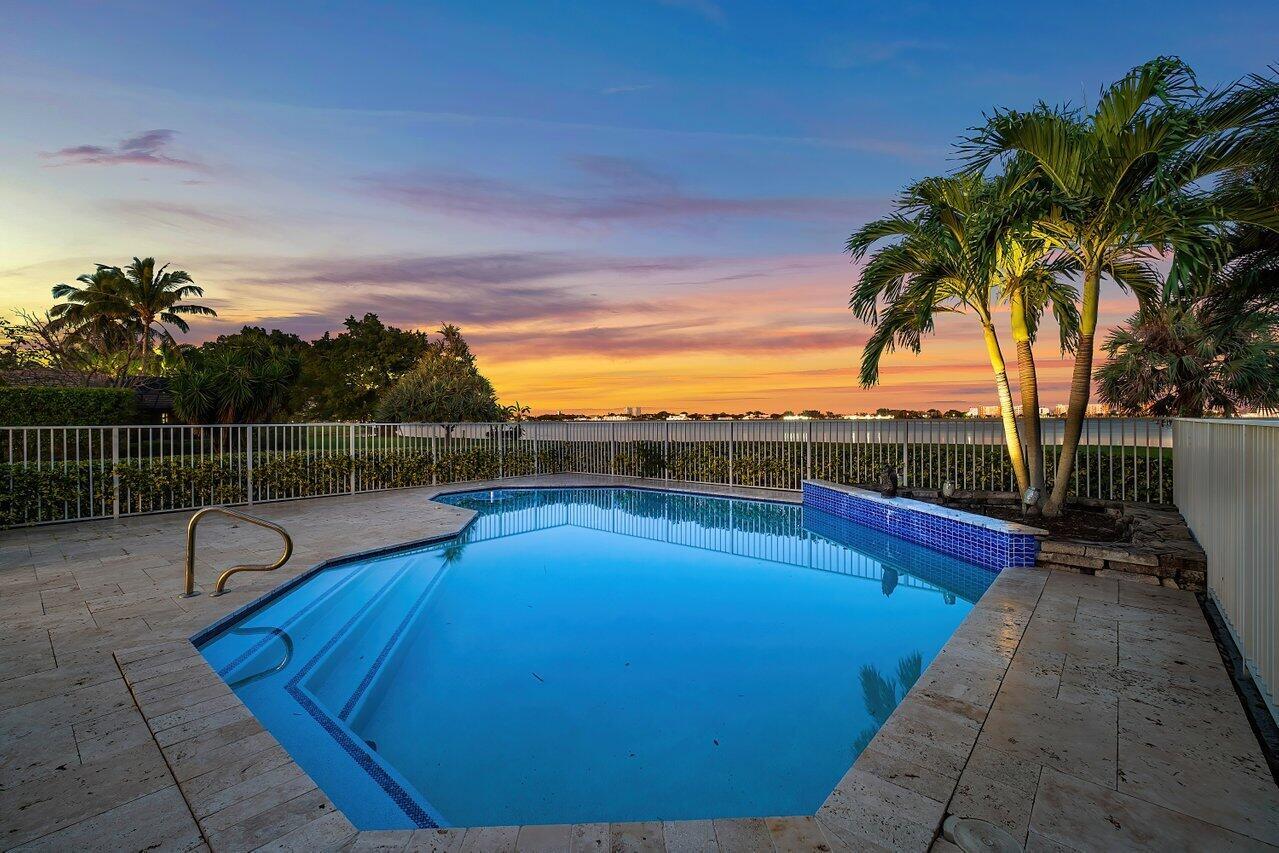 PRESIDENT COUNTRY CLUB 4 - Residential