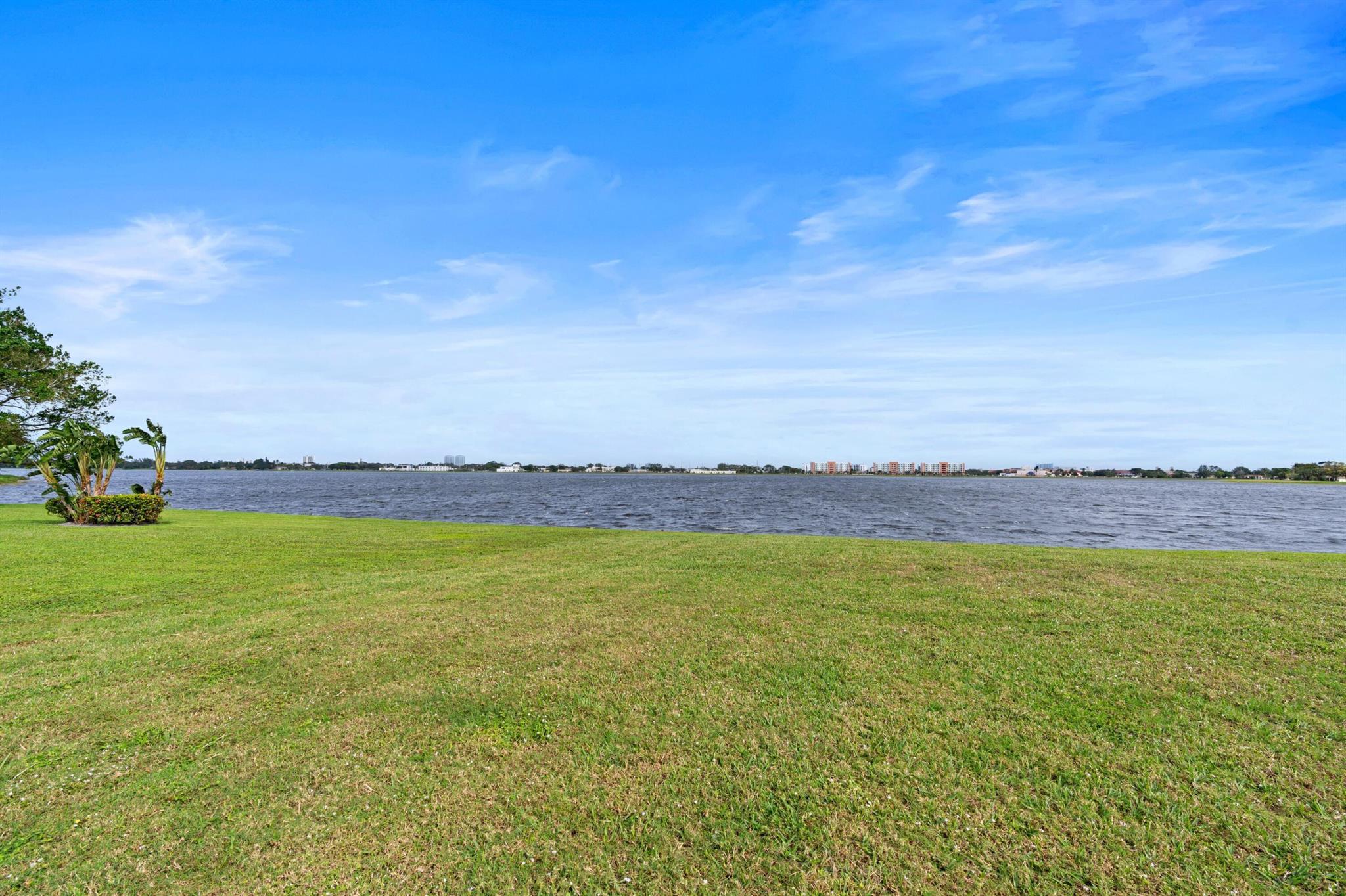 PRESIDENT COUNTRY CLUB 4 - Residential