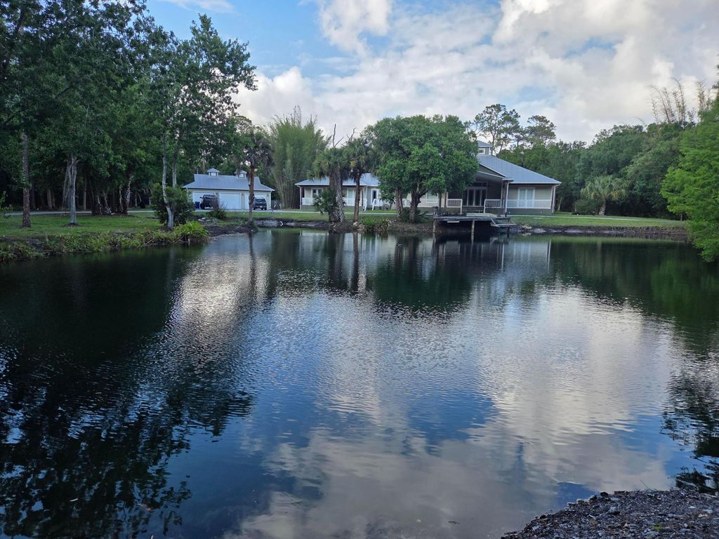 Photo of 7003 SW Wisteria Terrace, Palm City, FL 34990 (MLS # B26012479)