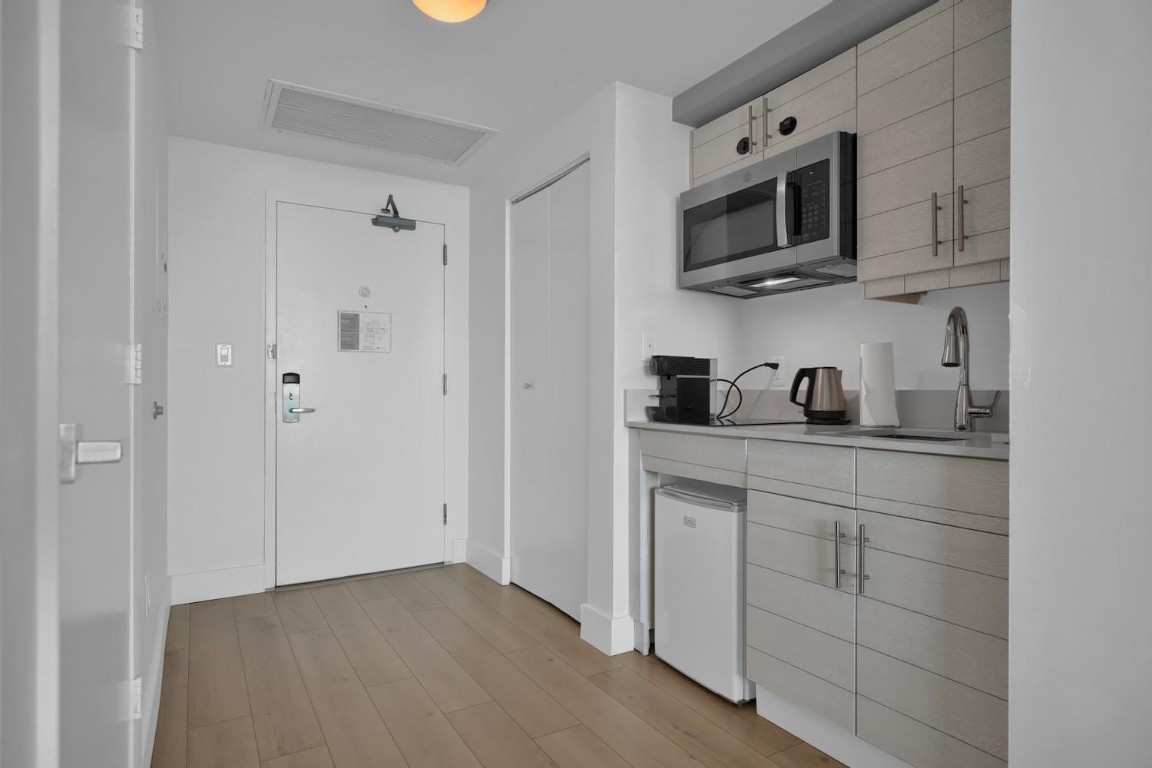 2889 Mcfarlane Road 1516