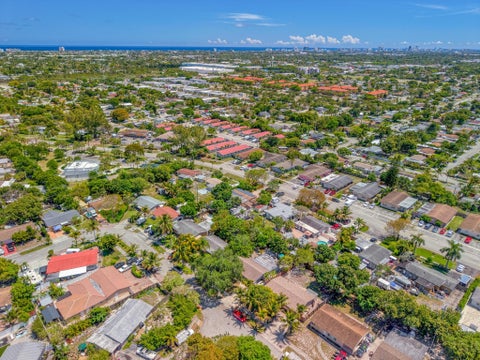 Tiny photo for 340 NE 44th Court, Deerfield Beach, FL 33064 (MLS # B26017602)