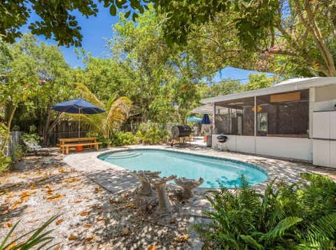 Tiny photo for 340 NE 44th Court, Deerfield Beach, FL 33064 (MLS # B26017602)