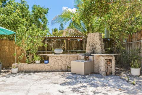 Tiny photo for 340 NE 44th Court, Deerfield Beach, FL 33064 (MLS # B26017602)