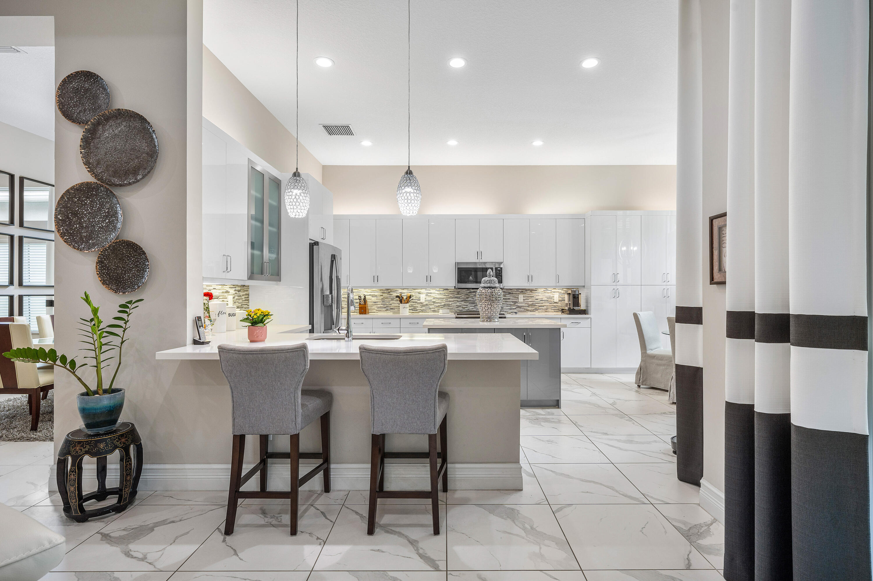 Valencia Bay - Residential