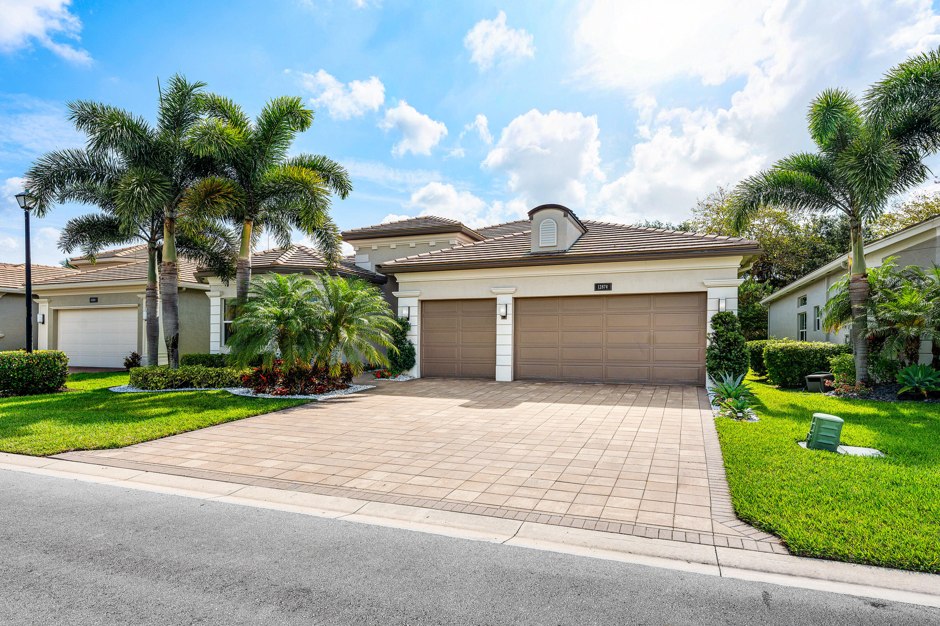 Valencia Bay - Residential