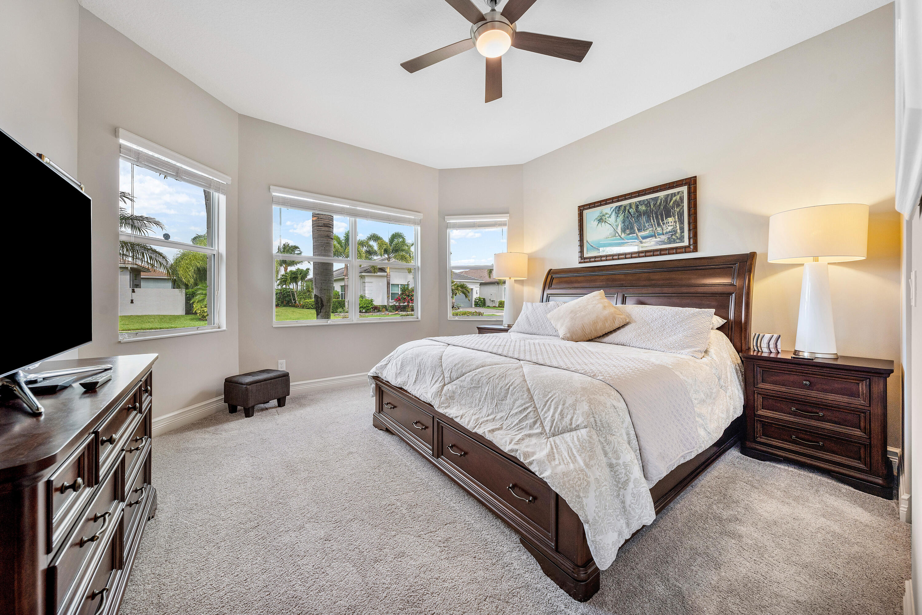Valencia Bay - Residential
