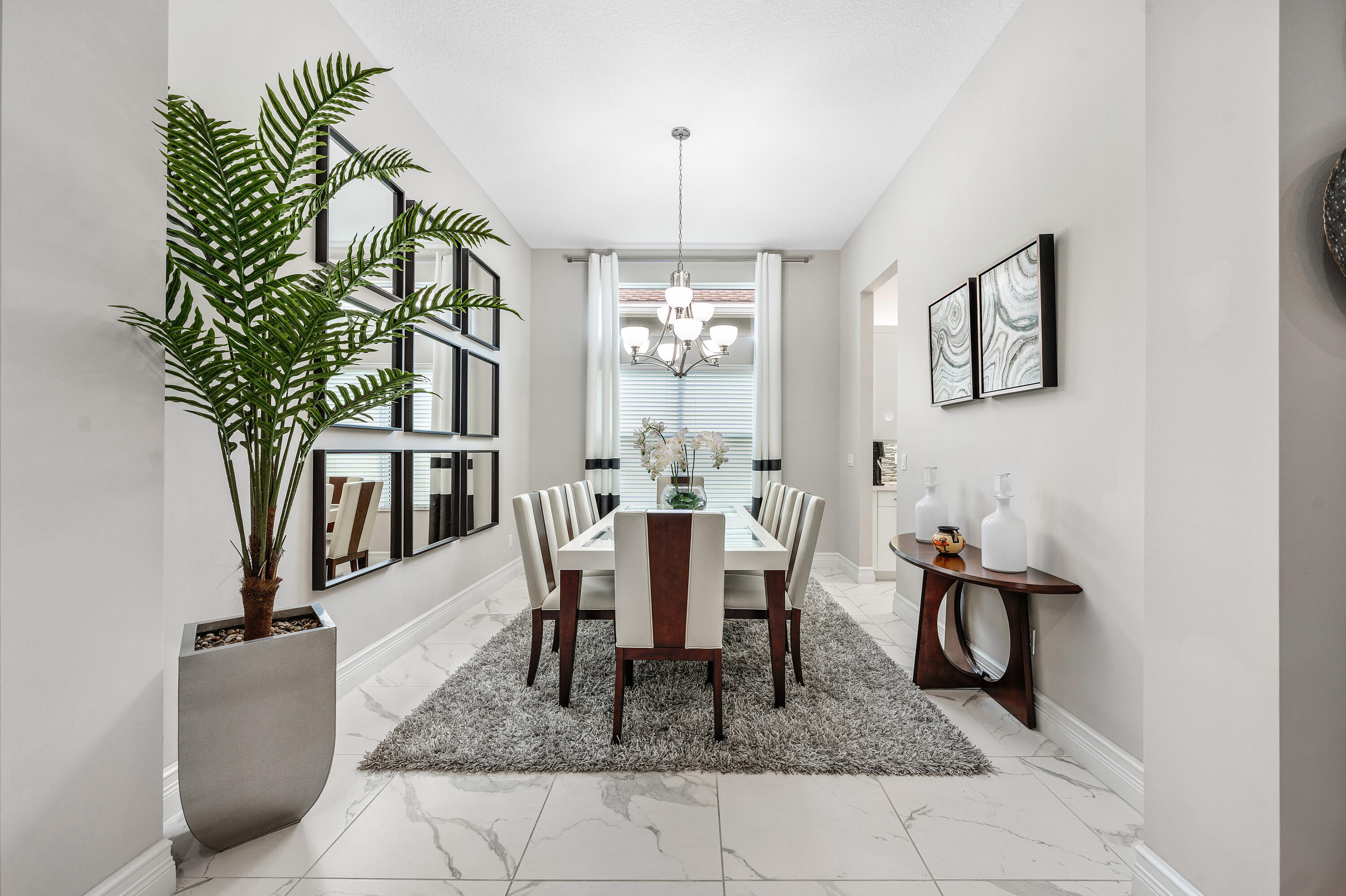 Valencia Bay - Residential