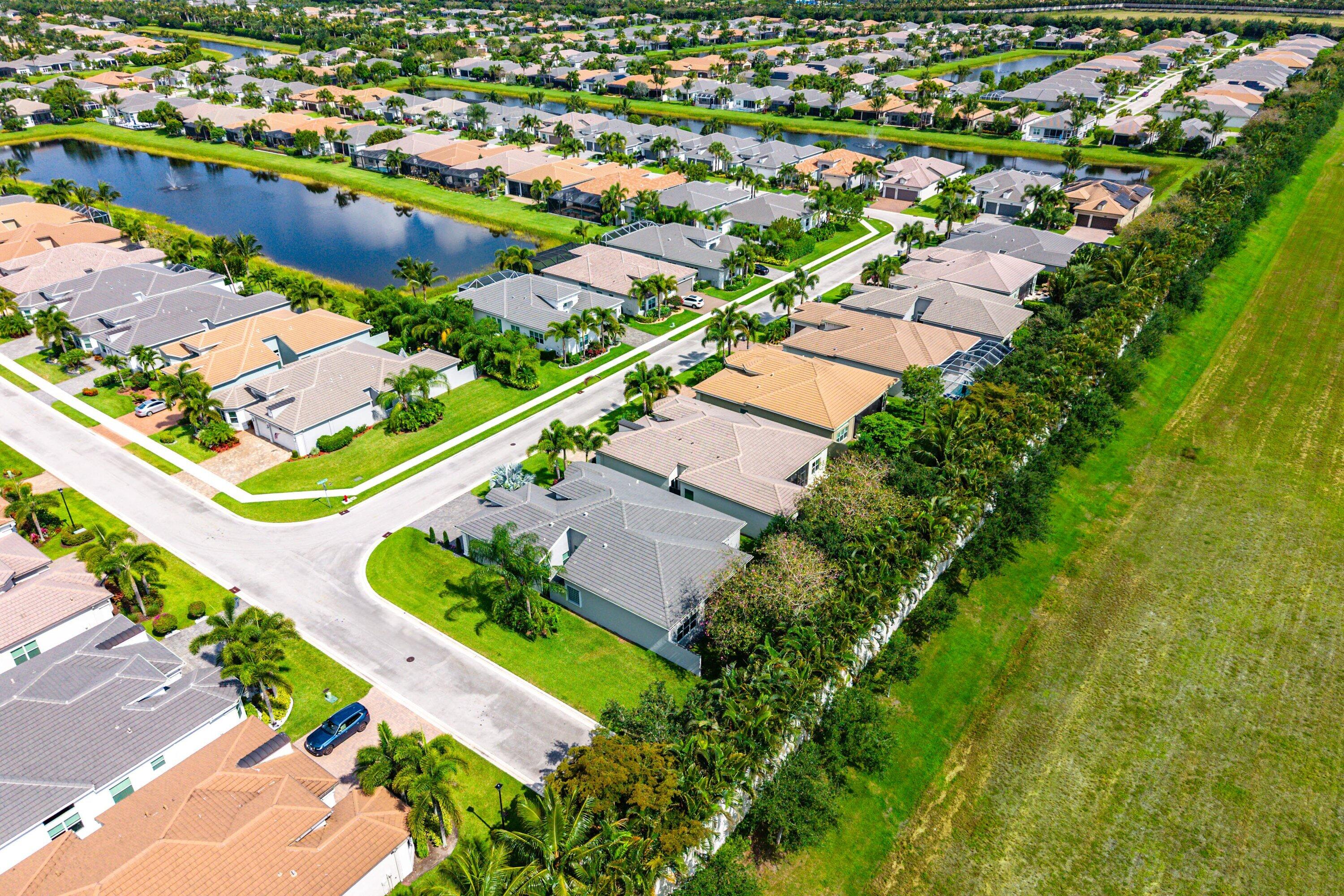 Valencia Bay - Residential