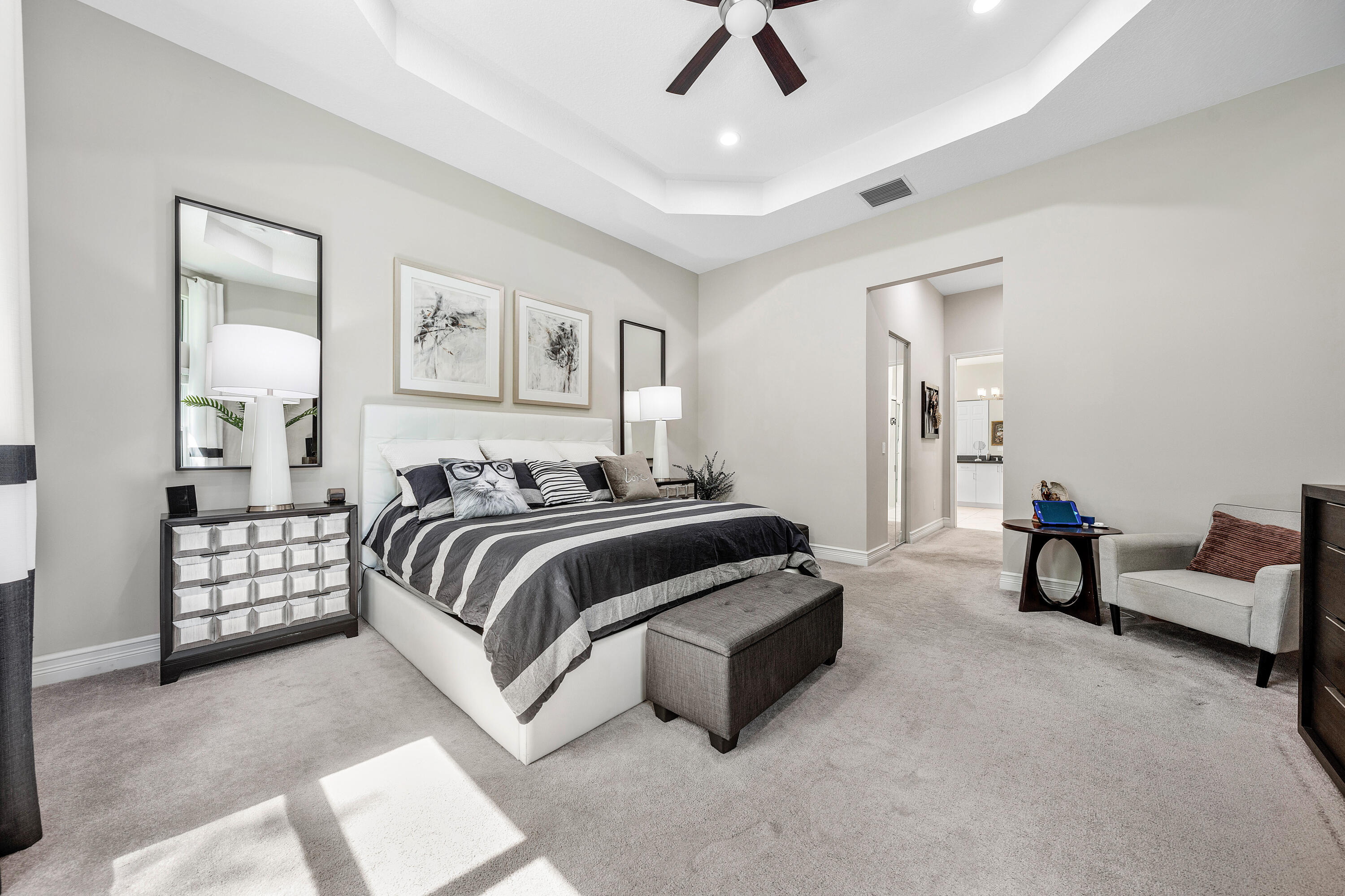 Valencia Bay - Residential