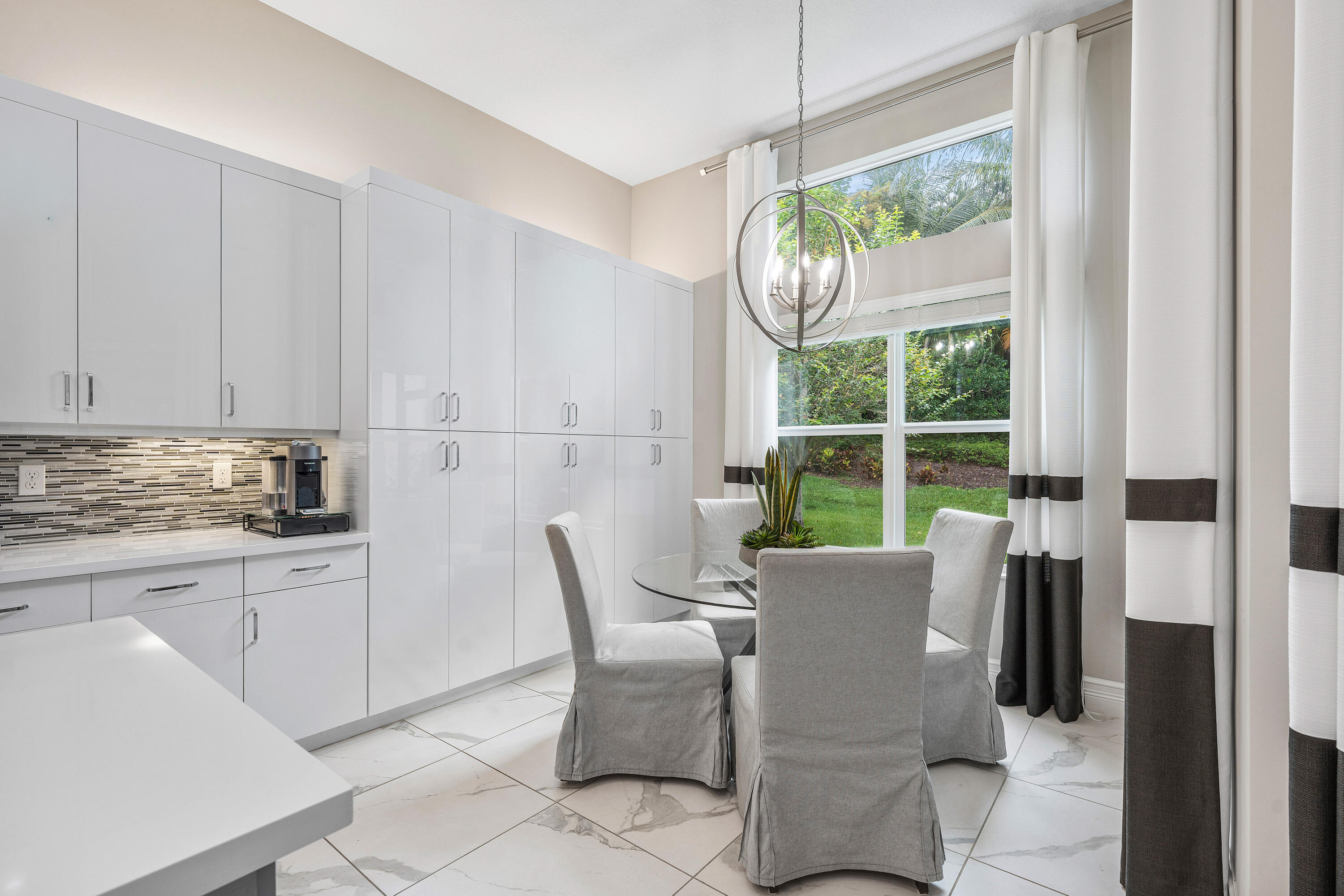 Valencia Bay - Residential