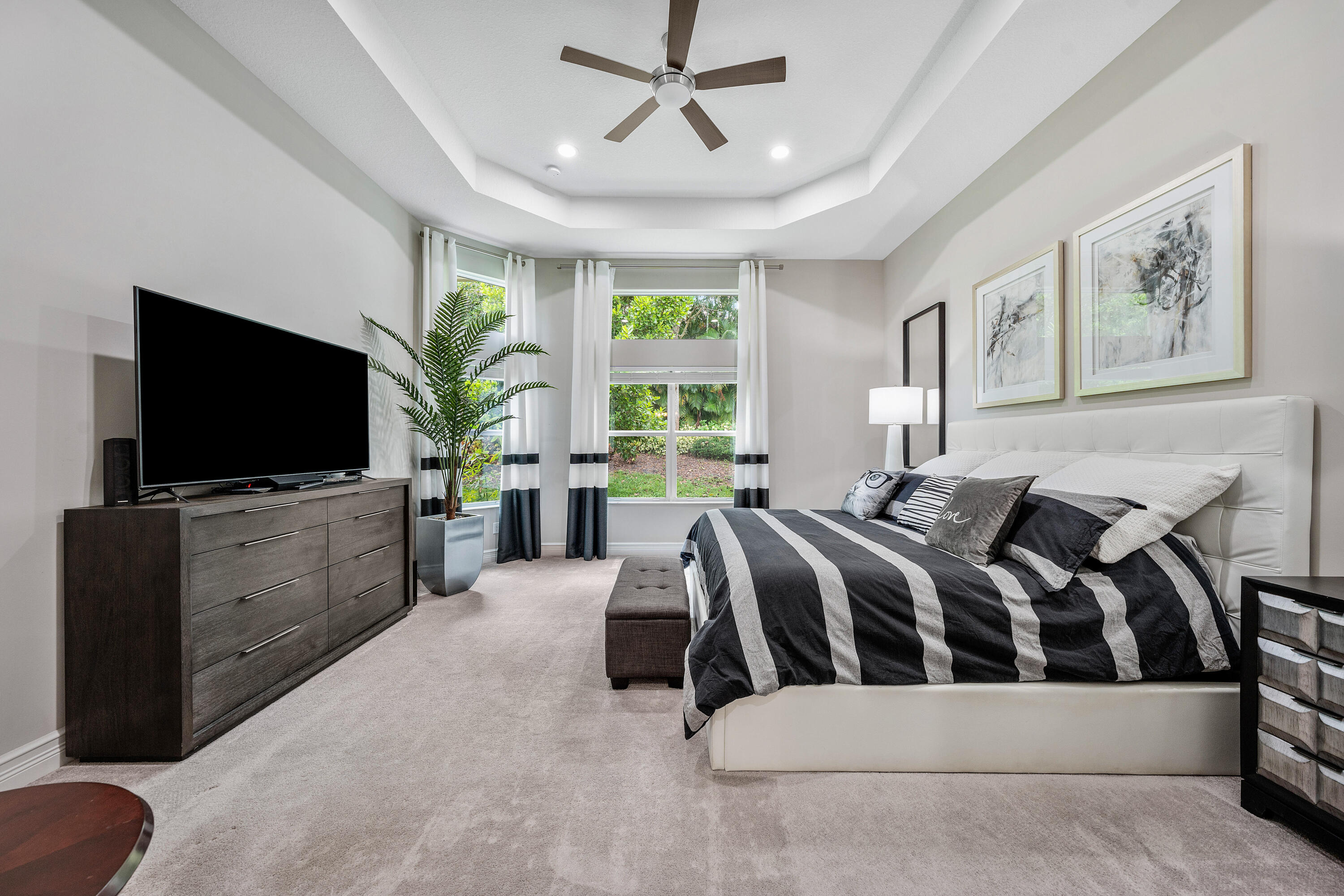 Valencia Bay - Residential