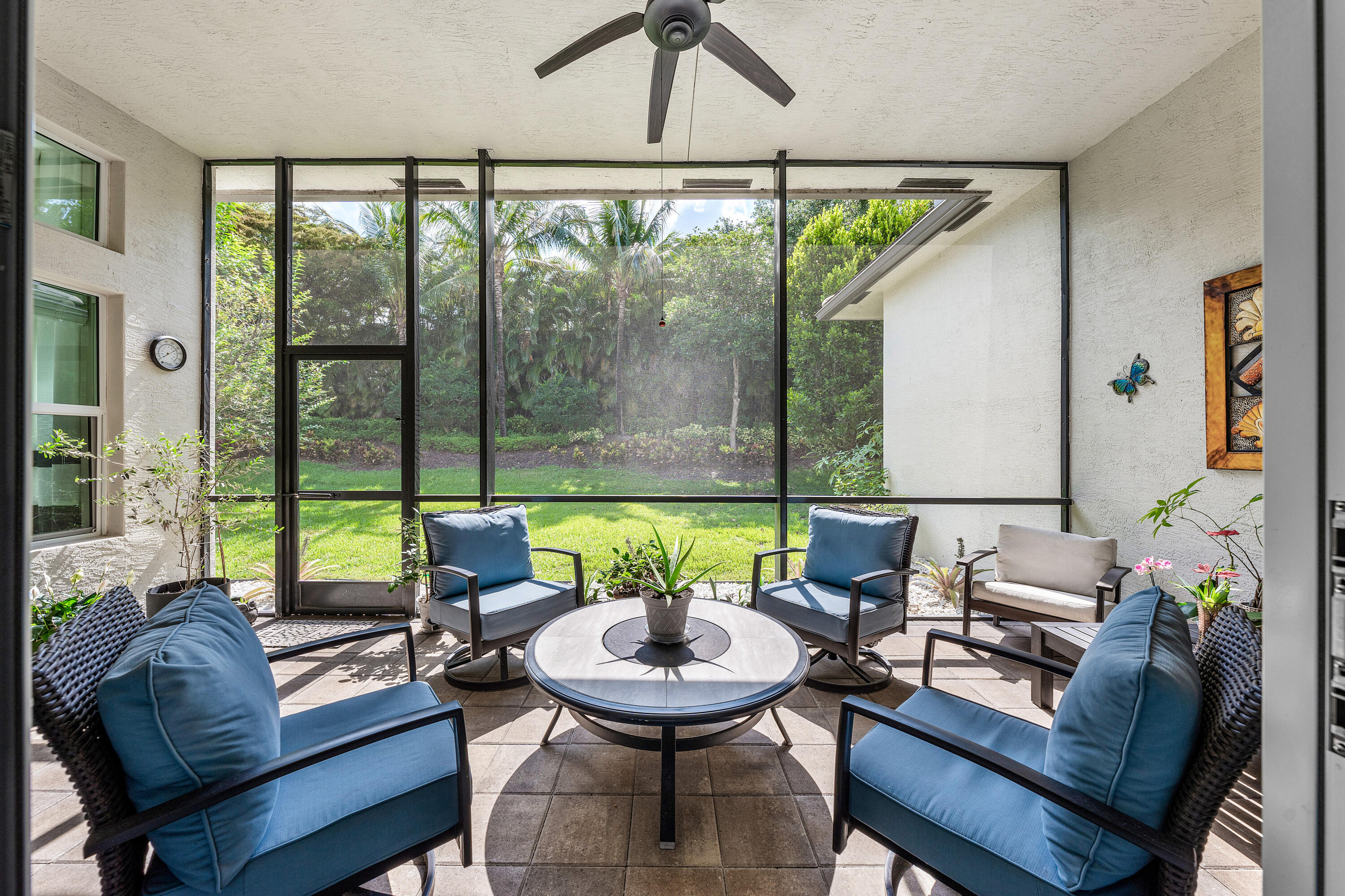 Valencia Bay - Residential