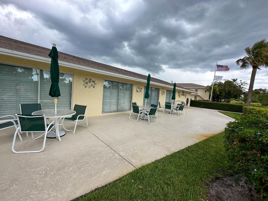 KINGSWOOD CONDO - Residential Lease