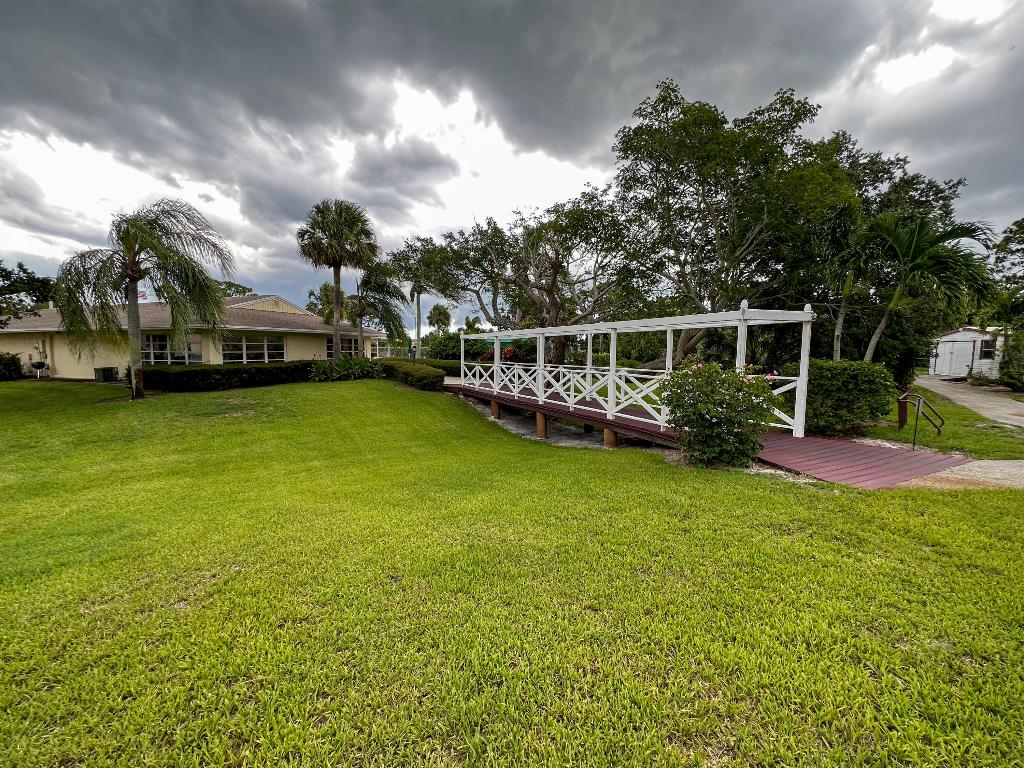 KINGSWOOD CONDO - Residential Lease