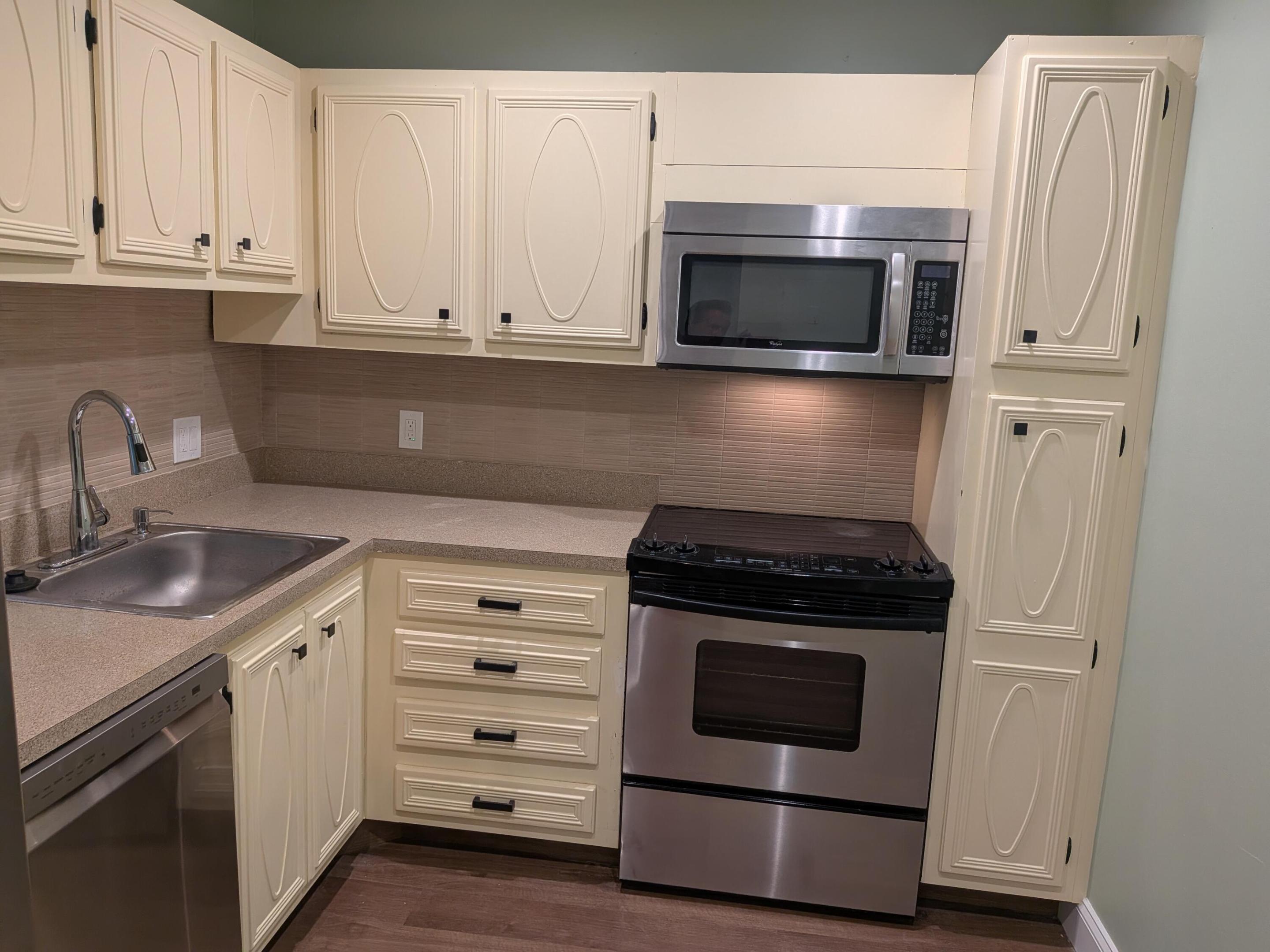 JACARANDA VILLAS NO 1 CONDO - Residential Lease